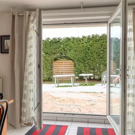 Cosy House *